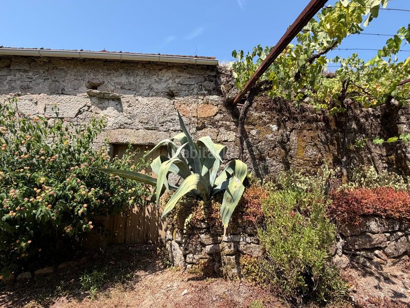 Foto b0efd401-ae83-43a1-8712-50921f736021. Chalet in rúa do miño 86 in Salvaterra de Miño