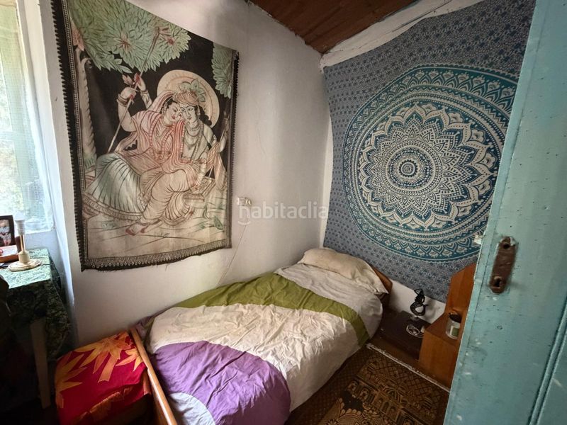 Foto 036a84ae-a2a2-42ce-8243-75c00b86dd35. Masia amb xemeneia a Gomesende
