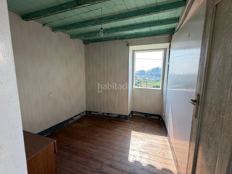 Foto 7d321081-2b8a-412c-94a7-585ce1212064. Casa aparellada a Marín