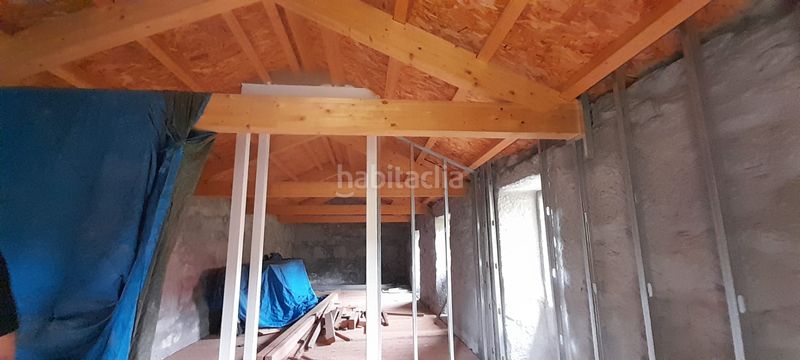 Foto ea306764-8e32-4a3a-b62c-3b475a09eb45. Masia amb aparcament a Covelo (O)