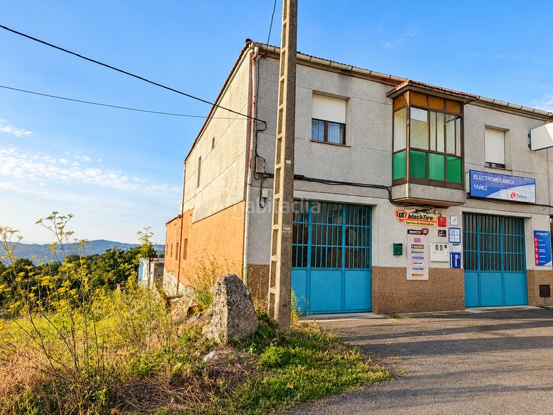 Foto 907b16c6-c23d-4c6e-8dfb-0d3249ada51b. Casa aparellada amb calefacció a Castro Caldelas