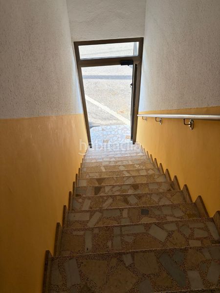 Foto a0811f0a-600c-42a0-b190-61f235a50f44. Casa aparellada amb calefacció a Castro Caldelas