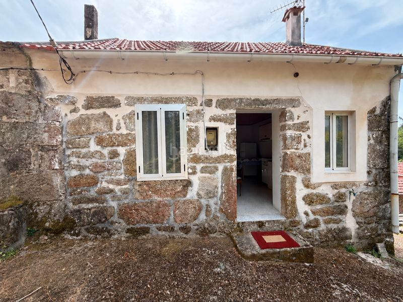 Foto 6efe982d-7e50-4648-8645-6a0a0377e78e. Casa bifamiliare con riscaldamento in Cañiza (A)