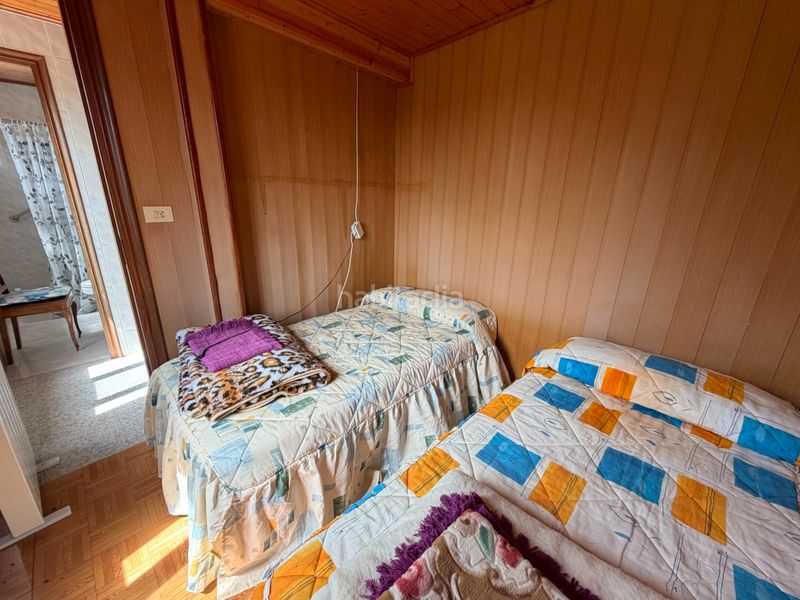 Foto c5b03496-9cb6-461a-a359-655fa67f156c. Casa bifamiliare con riscaldamento in Cañiza (A)