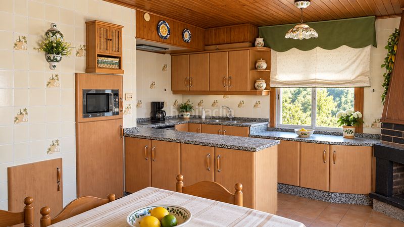 Foto 0eb2ad0d-a30b-44be-9a9c-f20d794afc2f. Chalet with fireplace heating parking in Salvaterra de Miño