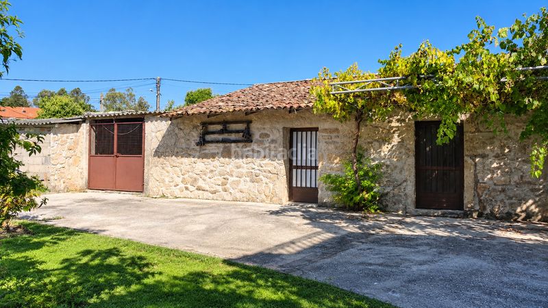 Foto 6d99c4e7-c33f-4e62-bfa1-6f1921f46f64. Chalet with fireplace heating parking in Salvaterra de Miño