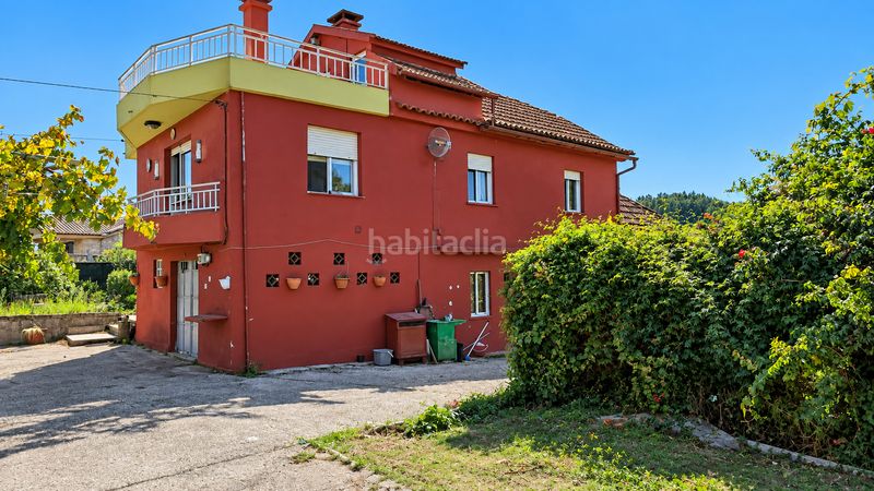 Foto 922cbefd-2bc0-4774-9ec4-313bfe703048. Chalet with fireplace heating parking in Salvaterra de Miño