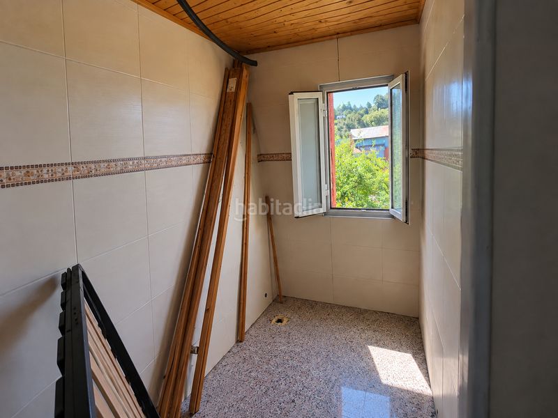 Foto b505672e-acfe-44b8-abfc-bb42315097cf. Chalet with fireplace heating parking in Salvaterra de Miño