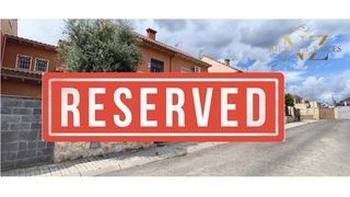 Xalet  Calle miguel de unamuno. Chalet con piscina privada