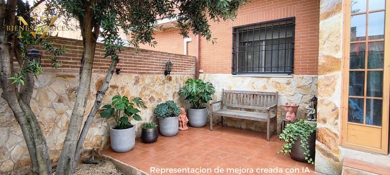Foto a12e6d32-e6b2-4f7a-ba52-220fb47070ae. Xalet amb calefacció piscina a Yuncos