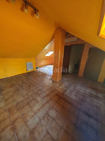 Foto 5ad2ecd3-9643-415c-9c29-437b9aeeed06. Casa adossada amb xemeneia calefacció aparcament piscina a Toledo