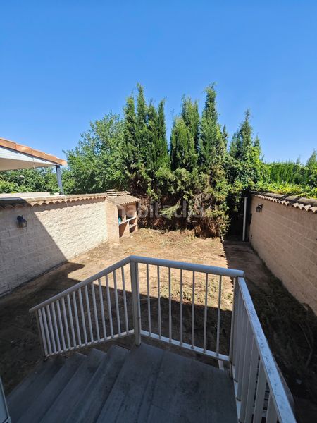 Foto 78d41733-df9c-4cc0-ab92-ce905ba9d22f. Casa adossada amb xemeneia calefacció aparcament piscina a Toledo