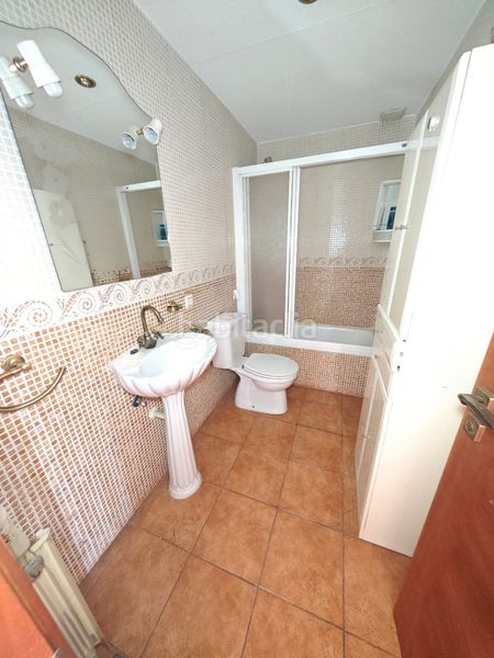 Foto bfb660de-5948-497f-a3cc-1c9629092647. Casa adossada amb xemeneia calefacció aparcament piscina a Toledo