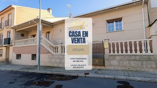 Haus  Calle espejo. Chalet unifamiliar de 414 m² en olías del rey | espacio, calidad