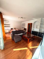 Reihenhaus  Avenida del río boladiez. Adosado con buhardilla y trastero