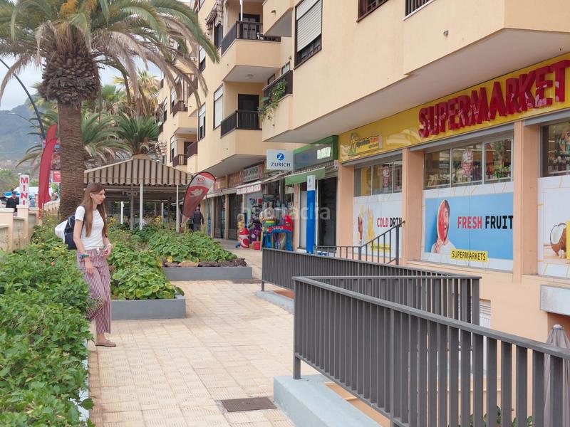 Foto 2786be03-c161-46fb-a4ce-22220a457fc9. Locale commerciale in Los Cristianos Arona