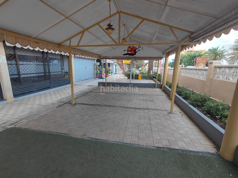 Foto d67eaa68-27f7-42ed-9109-fedf996fe0f4. Locale commerciale in Los Cristianos Arona