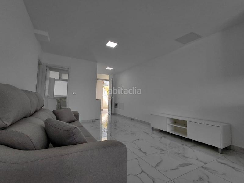 Foto 4805932e-fdeb-4154-b742-2456e9daa641. Piccolo appartamento con piscina in Los Cristianos Arona