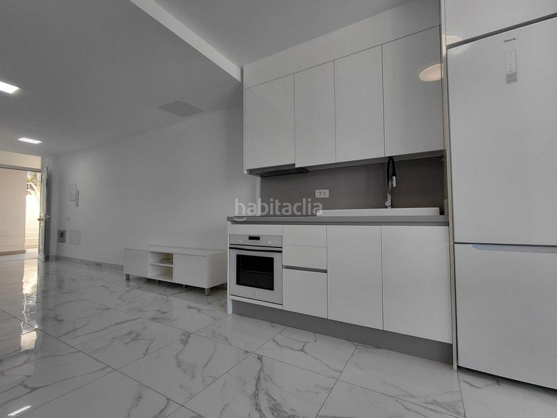 Foto b2339f81-d4fa-4524-a979-a4f71114b1d9. Piccolo appartamento con piscina in Los Cristianos Arona