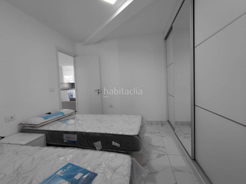 Foto bcda4c3f-c65c-4fbb-9aad-4fe12d4f1119. Piccolo appartamento con piscina in Los Cristianos Arona