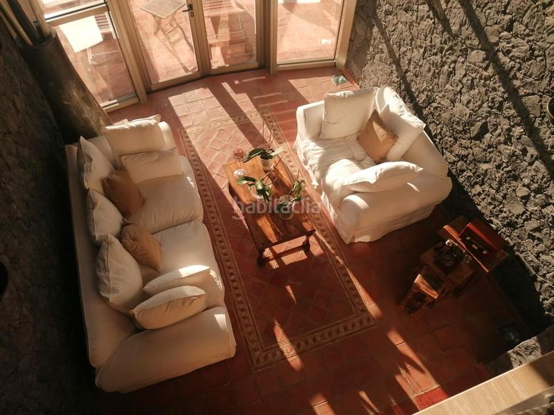 Foto c2bf9f39-cc91-4cac-9776-e4238bfb3a16. Maison avec cheminée parking piscine dans Playa Fañabé Alto Adeje