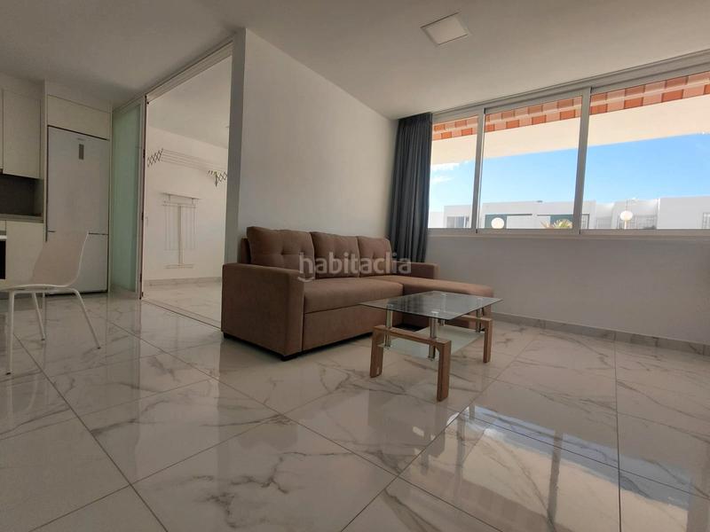 Foto 41b6225d-728a-4535-b74e-a42e6763f315. Apartamento , playa de las américas, en Arona