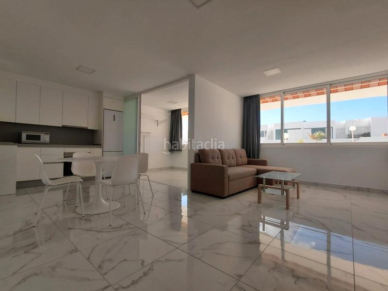 Foto 738958fd-60bf-428f-b8a3-c581d62c6b30. Apartamento , playa de las américas, en Arona