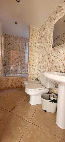 Foto e29ec306-564f-4727-9297-a1ac5d4eb9f0. Casa aparellada a calle noruega 4 a San Eugenio Alto Adeje