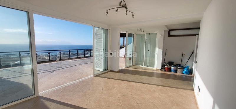 Foto 1bfab53f-c2d6-45ad-81b6-e2ab8650390e. Casa pareada en calle noruega 4 en San Eugenio Alto Adeje