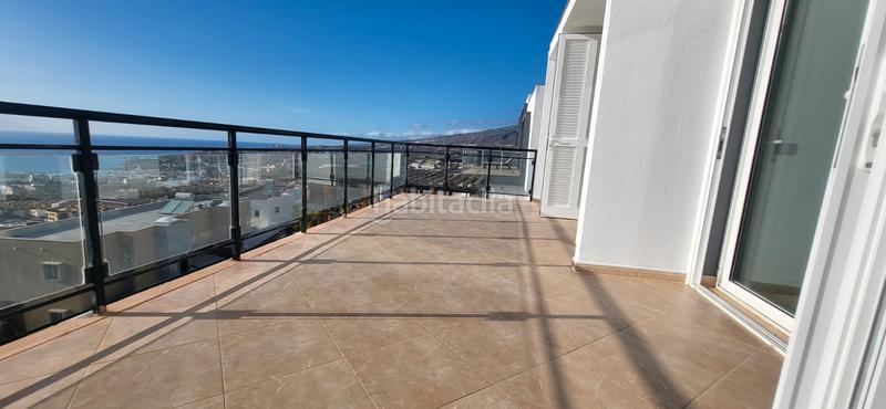 Foto 54aa8ea6-0ff6-4b23-b4ea-d4718445d463. Casa pareada en calle noruega 4 en San Eugenio Alto Adeje