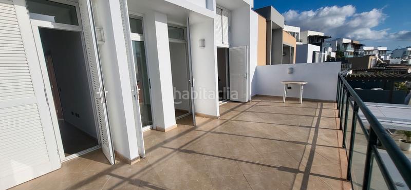 Foto 720a794d-3923-4ee4-bb2a-c261ed6c5f1c. Casa pareada en calle noruega 4 en San Eugenio Alto Adeje