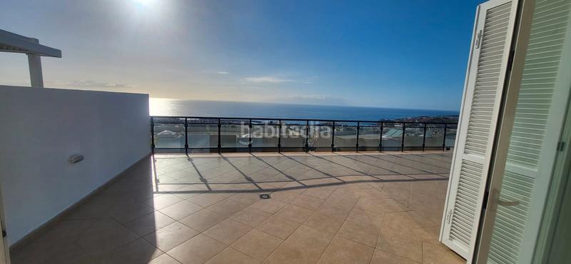 Foto 87b8e005-272c-4cbe-8423-d00698c3c392. Casa pareada en calle noruega 4 en San Eugenio Alto Adeje