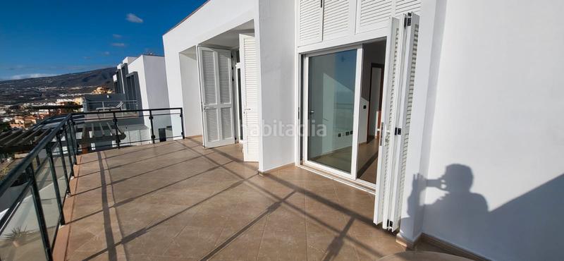 Foto 5ad8a4ca-7cb9-44e0-a7eb-ce16f3db41b4. Doppelhaus in calle noruega 4 in San Eugenio Alto Adeje