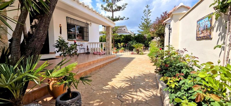 Foto b88c228c-91c8-45a5-8eea-3d26405d8677. Casa amb calefacció piscina a Turís