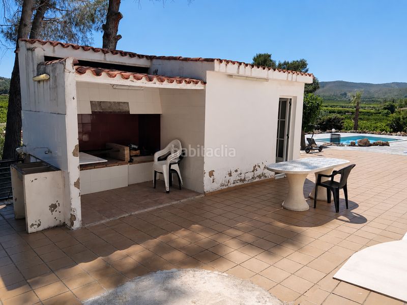 Foto f2f4d67f-7a8d-4c80-87d5-d3bba1244c7e. Casa amb calefacció piscina a Alberic