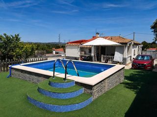 Casa in Turís. Encantadora villa con piscina privada en turís  tranquilidad, pr