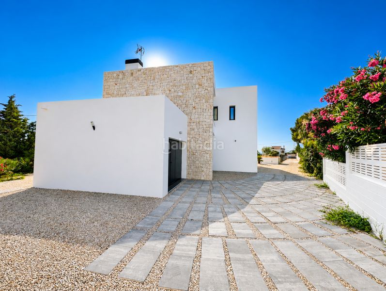 Foto fc12301a-45ea-42df-a97e-a79a80da81a9. Casa amb calefacció piscina a La Fustera Benissa
