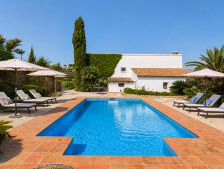 Masia a Benissa Pueblo. Finca auténtica de 1920 con piscina en pedramalallenes, benissa