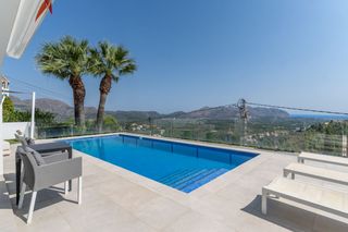 Casa a Orba. Villa moderna en venta en la costa blanca con vistas panorámicas