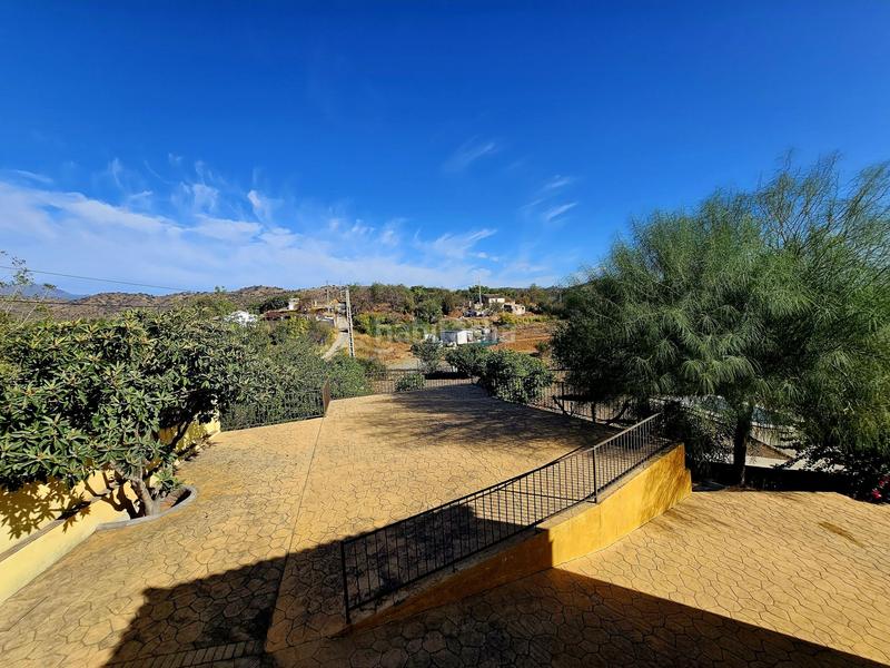 Foto 872b374f-77be-4b8a-aa13-0db8513ae597. Chalet in Coín