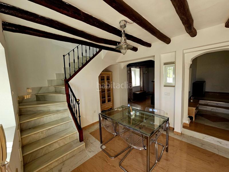 Foto e2b85163-6a6c-470c-94fd-e3e1ccd972b8. Chalet in Coín