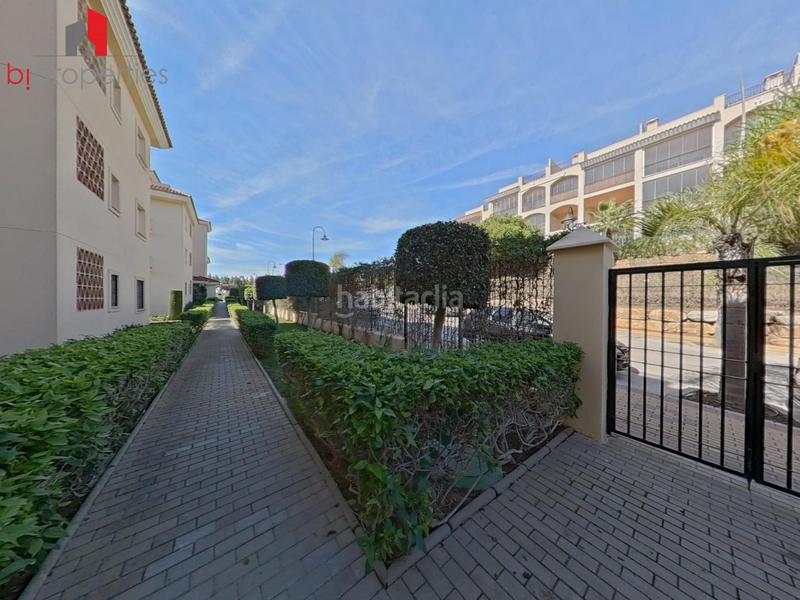 Foto e242ad30-e878-4f92-b7fb-d3bbc98c4b48. Apartament a El Faro de Calaburra - Chaparral Mijas
