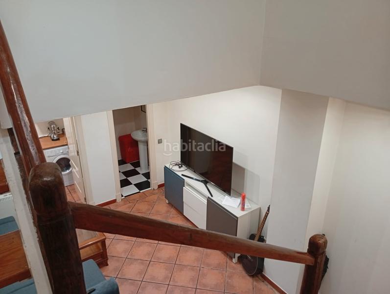 Foto 84a3357b-5b93-4572-8f77-e7180bc81427. Dúplex amb calefacció a Palos de Moguer Madrid