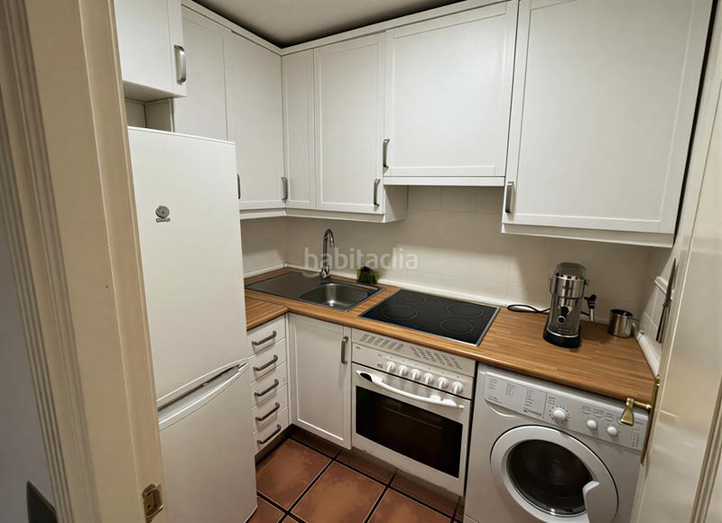 Foto ebfe044e-1fc0-4988-ae58-0fb3c6903213. Dúplex amb calefacció a Palos de Moguer Madrid