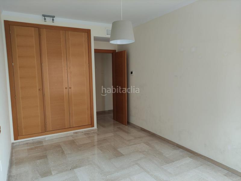 Foto ccce282b-a9da-42c3-a396-3308806fb167. Alquiler piso lujo en primera línea de playa en Paseo Marítimo Oeste - Pacífico Málaga