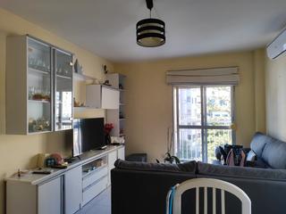 Piso  Calle maestra miret. ¡oportunidad en pleno centro de torremolinos!