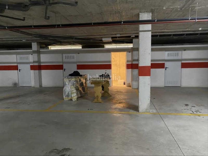 Foto c316840f-b3a2-44db-b283-1201e7baa2d1. Parking voiture dans Lorquí