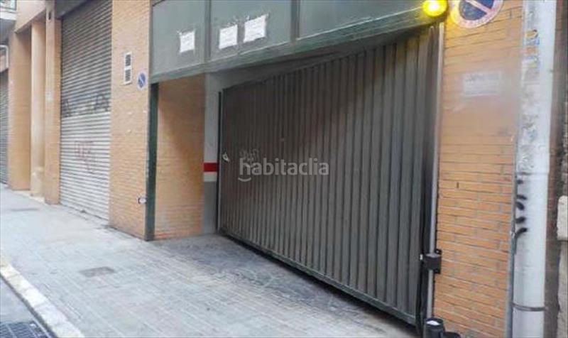 Foto 809b5e8c-1d93-417d-8389-9105dbf0b6d4. Aparcament cotxe a El Grau Valencia