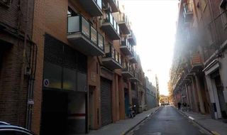 Aparcament cotxe a El Grau
