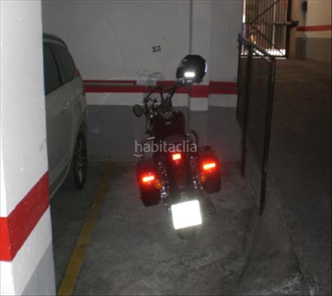 Foto 916512c0-348d-4635-b81a-ec3ff2377c19. Car parking in El Grau Valencia